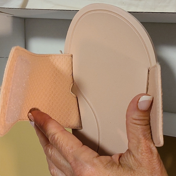 Nitb Michael Kors charmed mini logo slide sandals - Picture 4 of 7